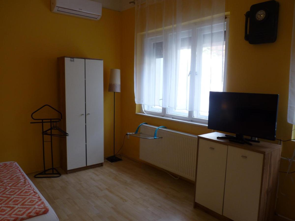 Zizi Apartman Debrecín Exteriér fotografie