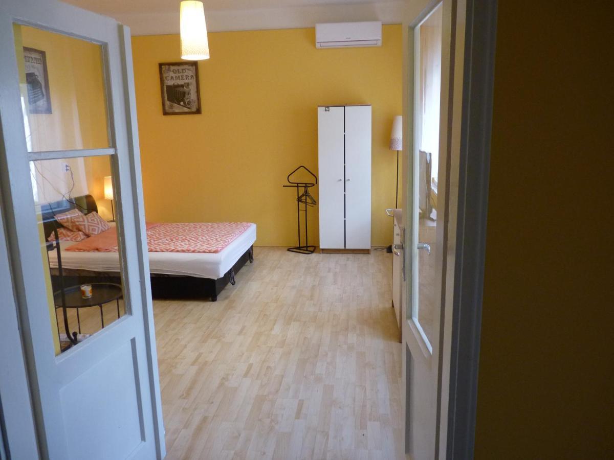 Zizi Apartman Debrecín Exteriér fotografie